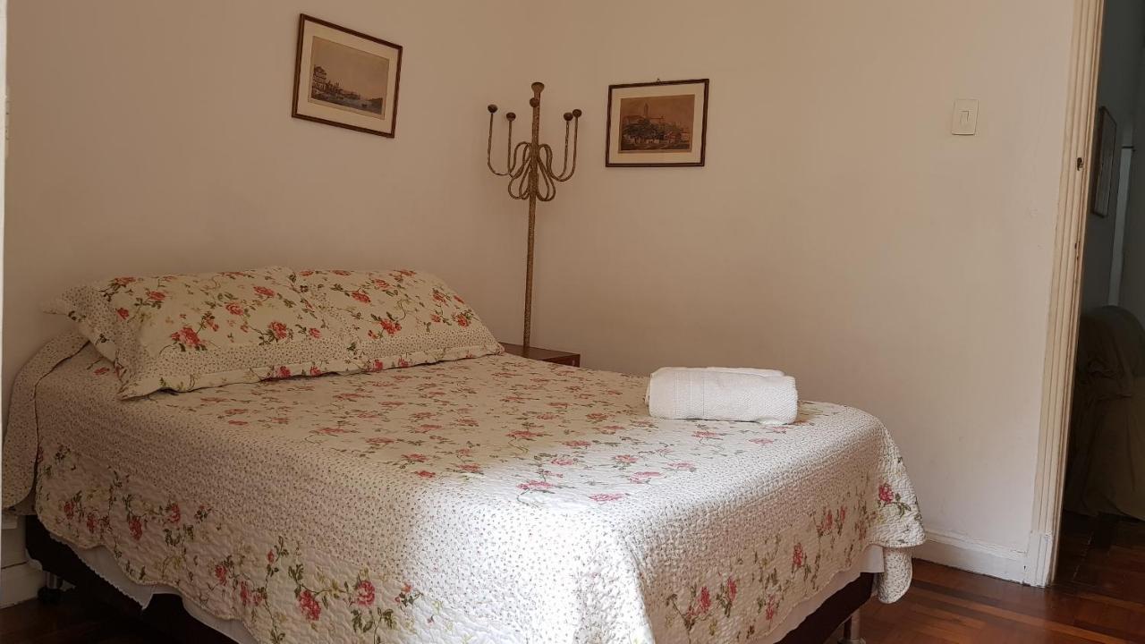 Apt. Av. Atlantica 1480 Apartamento *